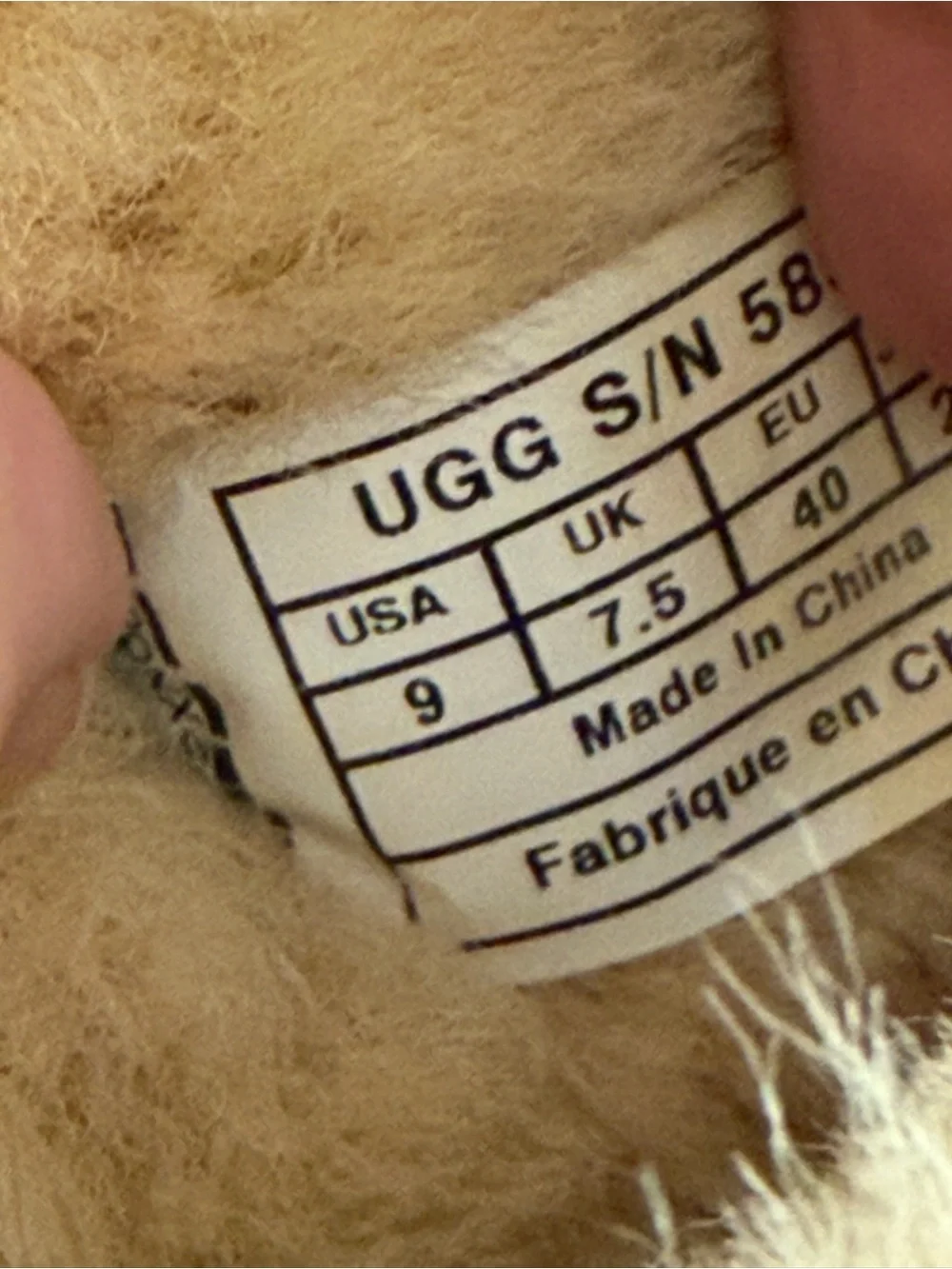 UGG Classic Shearling-Lined Suede Boots - Chestnut Brown Womens sz 9